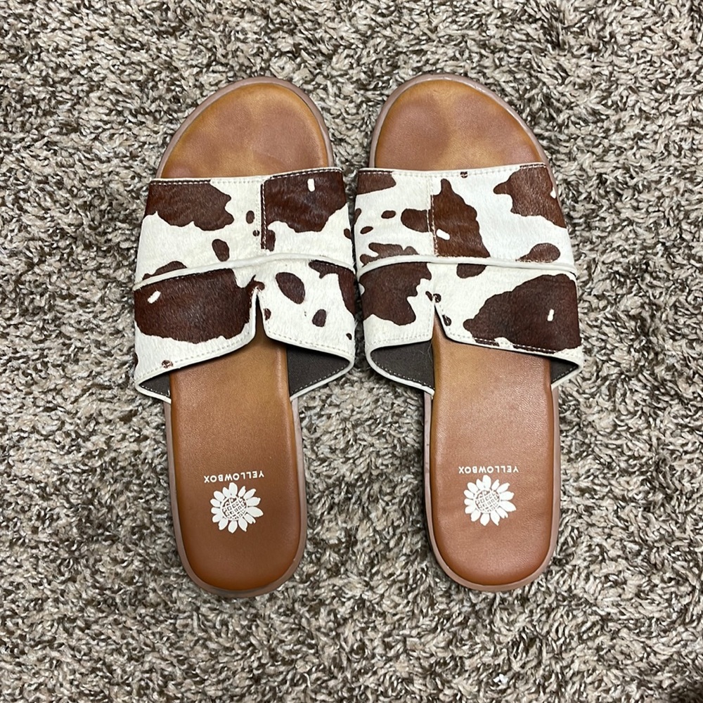 Yellow Box cow hide sandals - size 8 - no damages
